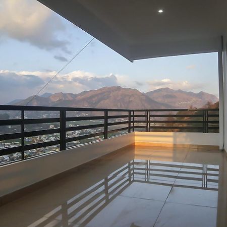 Oyo 30488 Satkar Hotel Pithorāgarh Εξωτερικό φωτογραφία