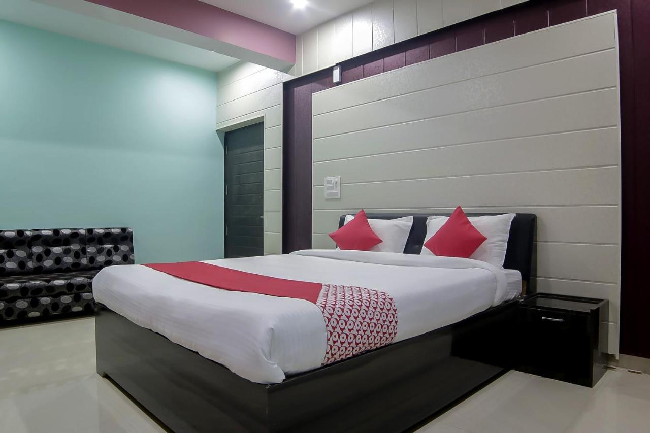Oyo 30488 Satkar Hotel Pithorāgarh Εξωτερικό φωτογραφία